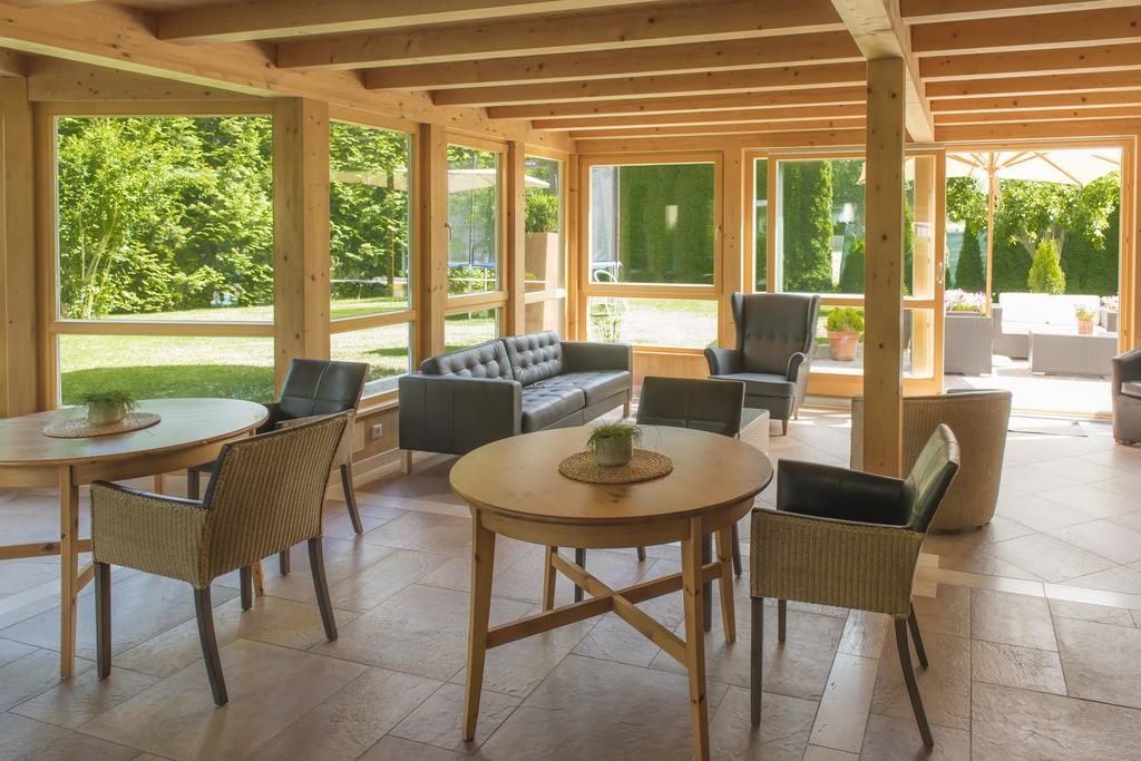 Residence-Garni Haus Tschenett براتو ألّو ستيلفيو المظهر الخارجي الصورة